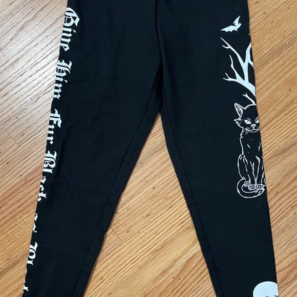 Hocus Pocus Black leggings Halloween Binx Cat Tombstone Size XS Disney - Picture 4 of 6